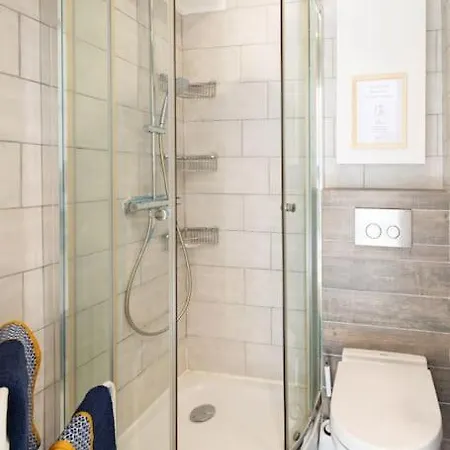 Apartman Climatise Antibes